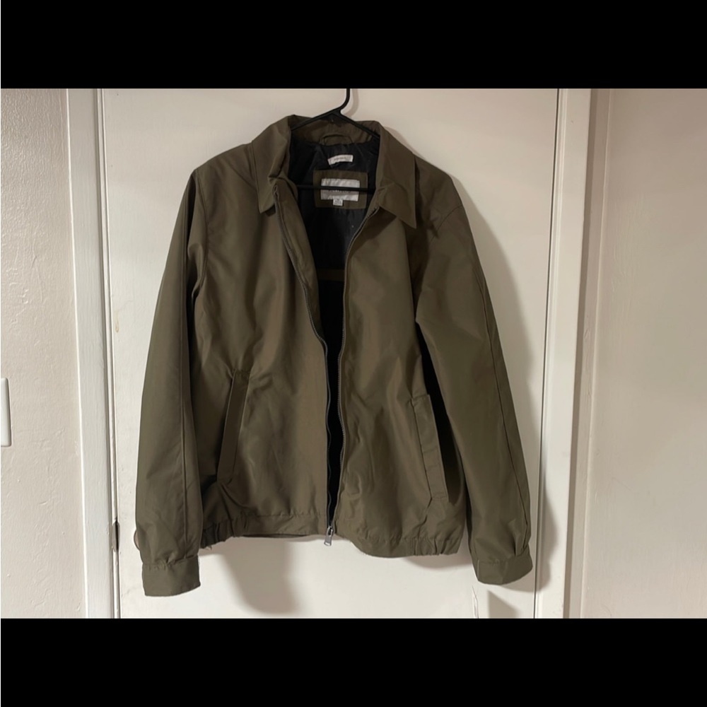 New Perry Ellis army green medium bomber jacket, brand new still with tags